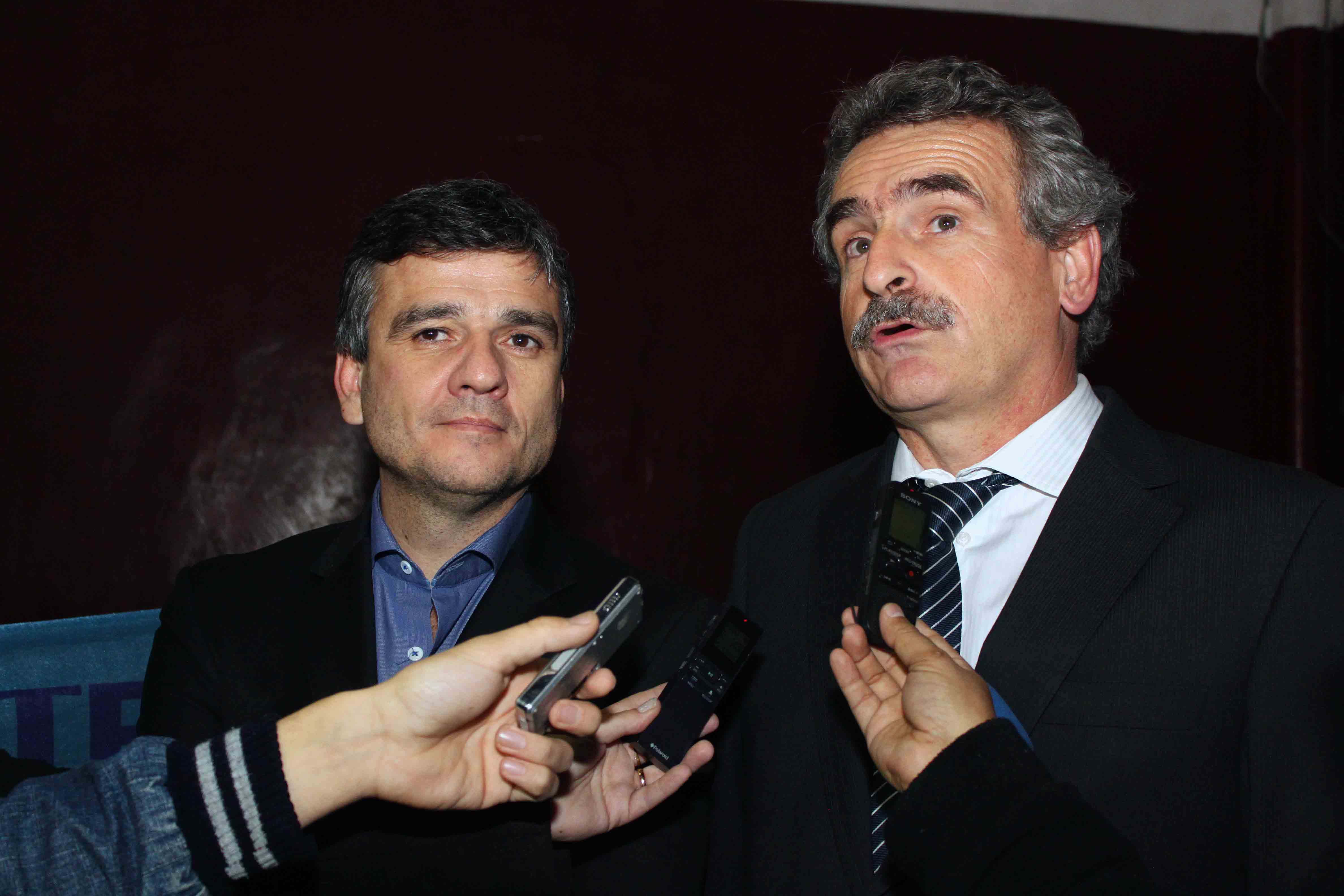 Zabaleta junto a Rossi y Filmus en el acto de La Corriente en Hurlingham