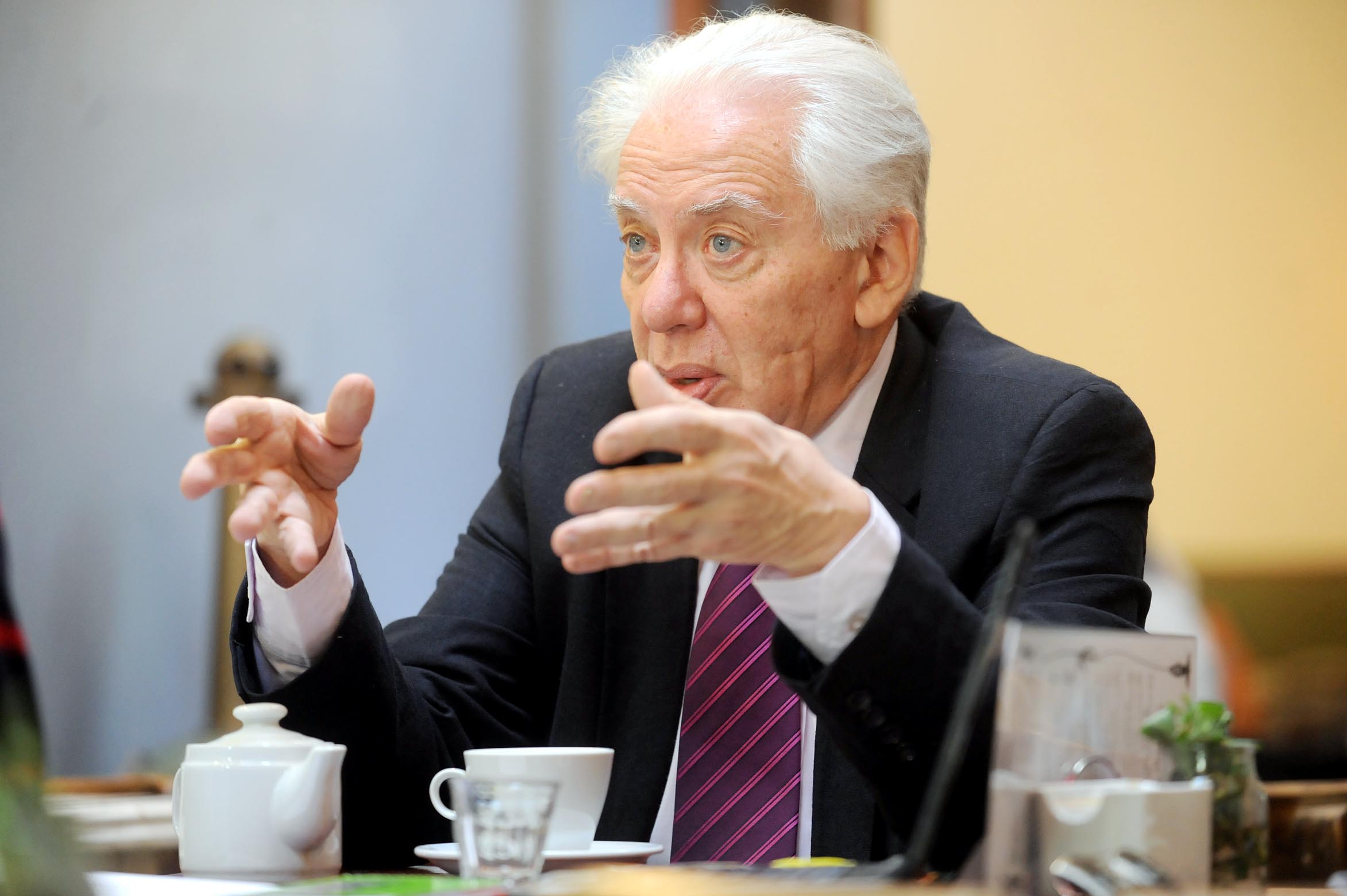 Charla de Jorge Altamira