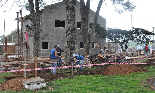 Acuña anuncia la sede del CPC pero todavía no adhiere a la policía municipal