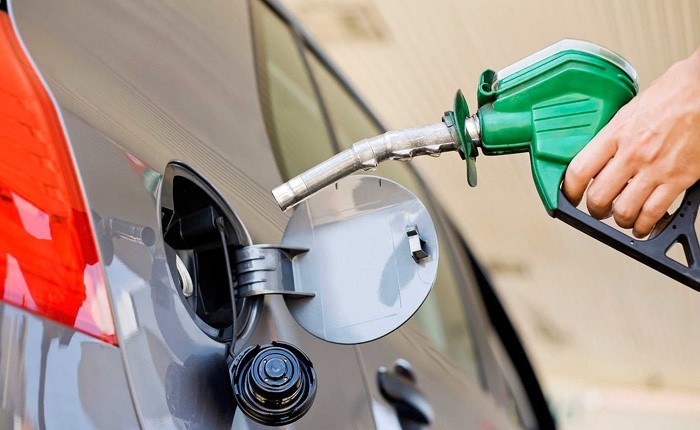 La Provincia anula la tasa a combustibles que cobra Hurlingham