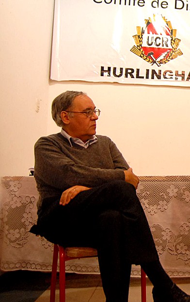 El cuadro de Frondizi sigue dando que hablar Rodolfo Vazquez actual presidente de la UCR