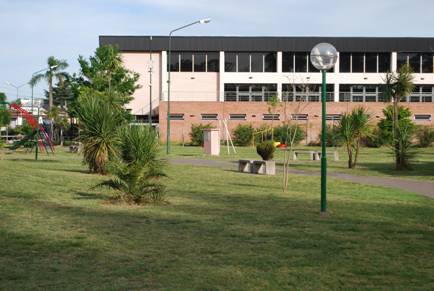 Renovación del Centro Recreativo Municipal Centro recreativo de Hurlingham