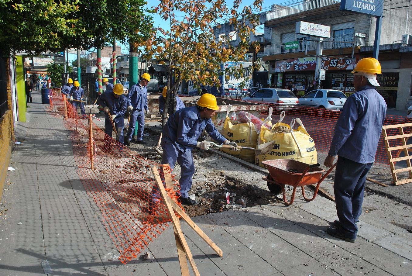 Inexplicable recambio de veredas recambio de veredas en Hurlingham