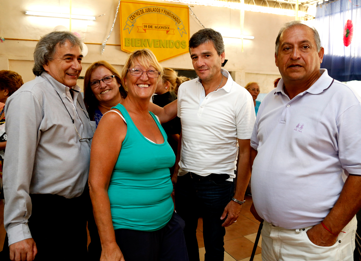 Nuevas renuncias de funcionarios que abandonan al intendente Acuña Zabaleta junto a Casas y Juncos