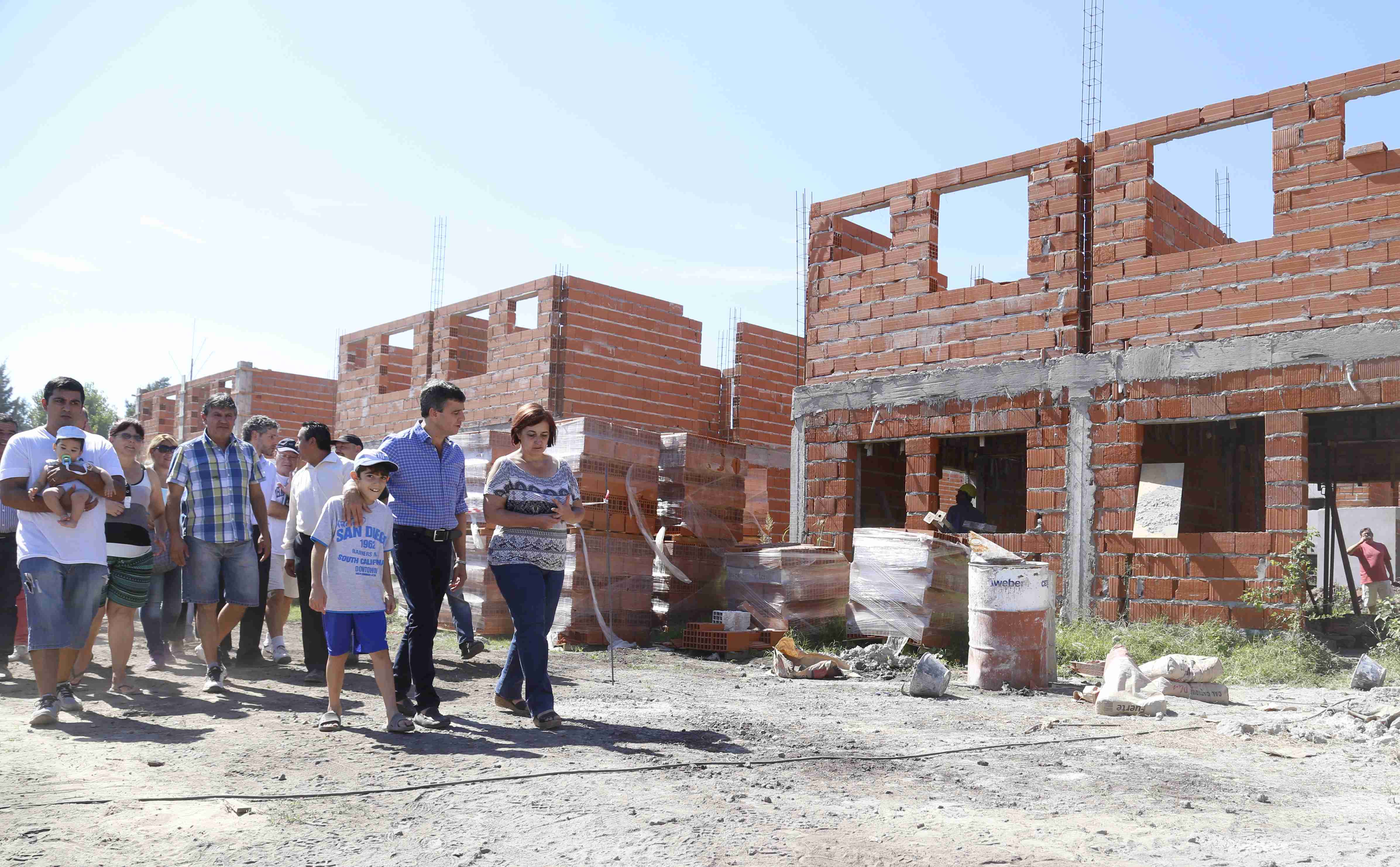 Reactivan complejo de viviendas suspendido hace 15 años Recuperación de viviendas en Hurlingham