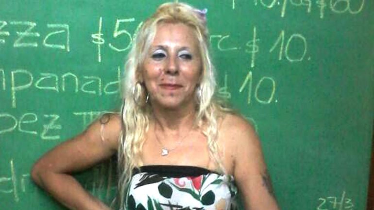 Su marido dice que se ahogó en el río, pero hay sospechas de que él la mató