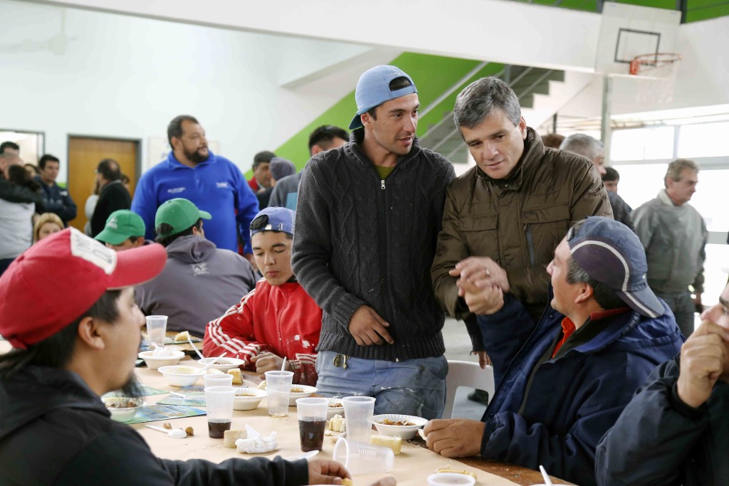 zabaleta con trabajadores municipales 2