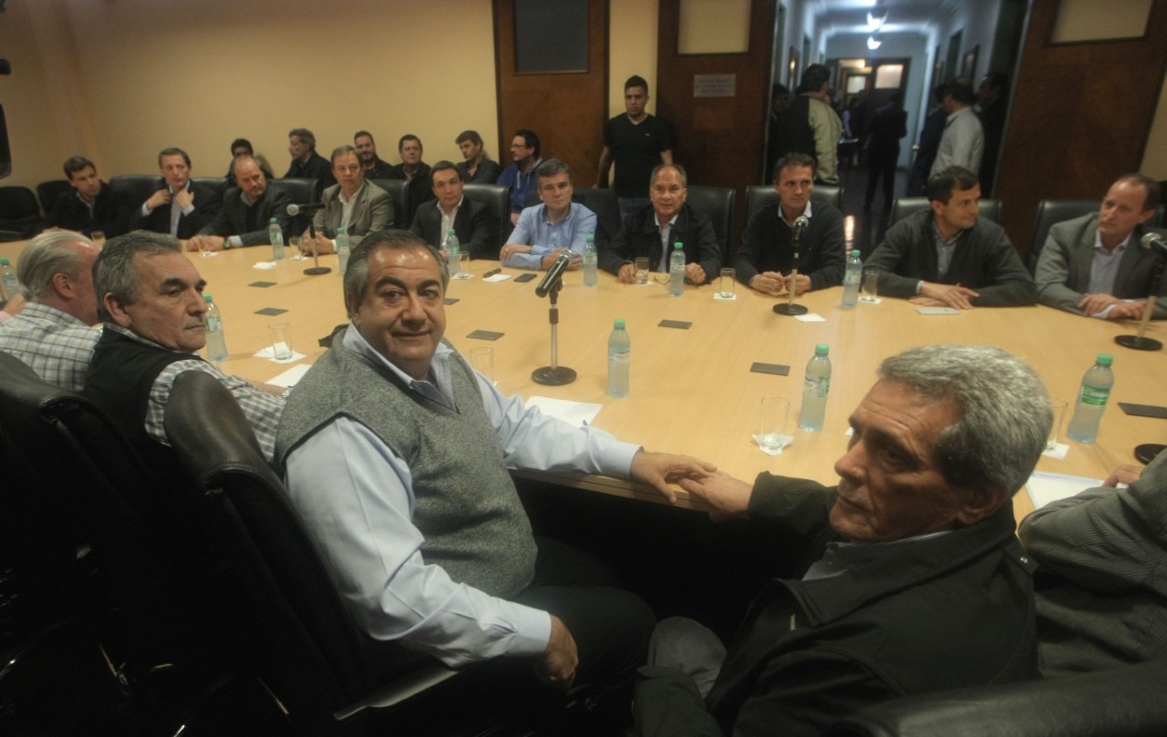 thumbnail_nota-3-intendentes-y-cgt