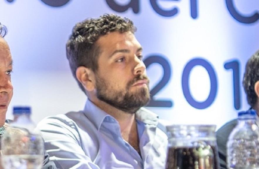 Continúan las críticas y las denuncias contra Delfino por aportantes truchos