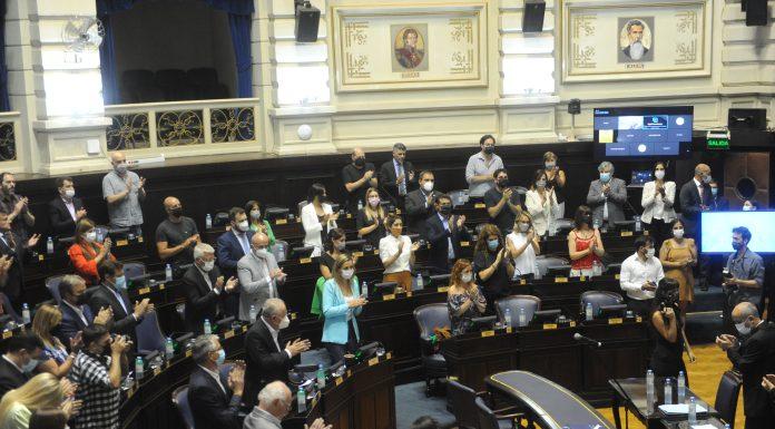 La legislatura habilitó la re reelección de los intendentes