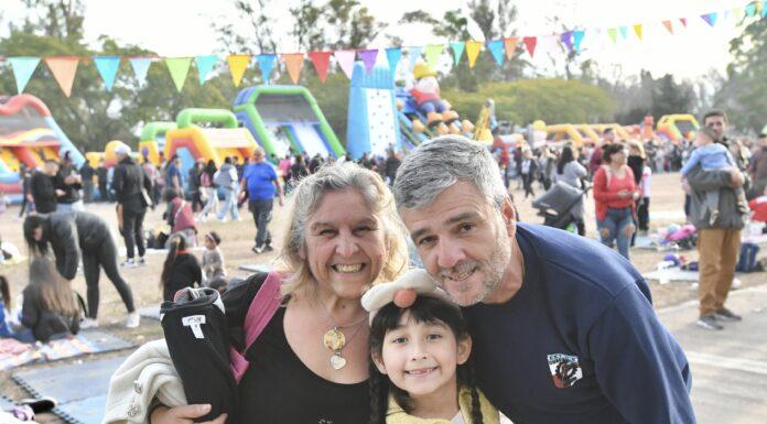 Zabaleta junto a las familias en el cierre de las vacaciones de invierno en Hurlingham