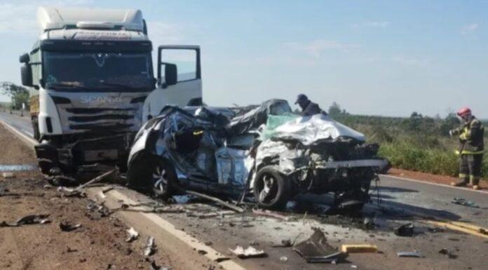 Un vecino de Tesei se mató en un choque cuando iba a buscar a su familia en Brasil.