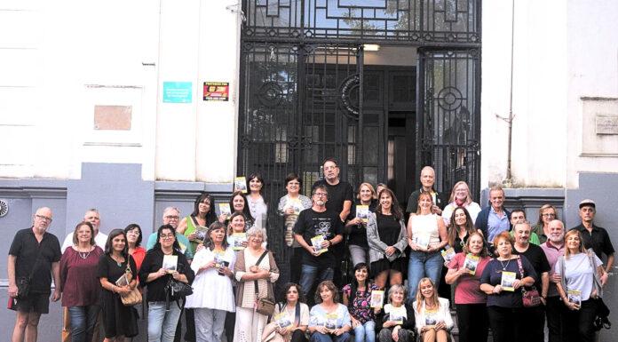 «Diez» de Gladys Coviello un libro de amor y nostalgia