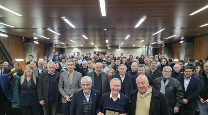 Schiaretti recorre el conurbano: encabezó una jornada académica sobre desarrollo federal en la Universidad de Morón