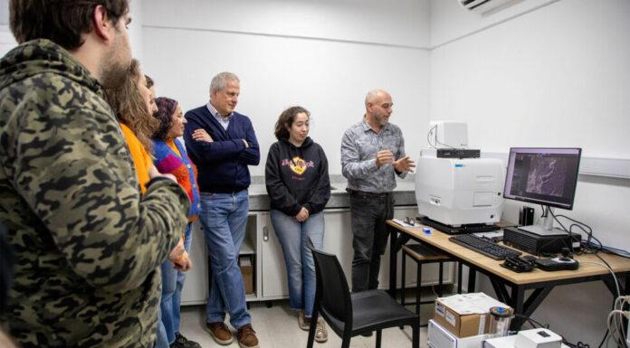 Un lector multimodal de imágenes celulares en la UNAHUR