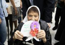 A 50 años del golpe, la UNAHUR realizó un acto conmemorativo junto a Taty Almeida e inauguró la muestra “Imágenes para la memoria”