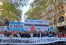 Una multitud colmó las calles en defensa de la Universidad Pública