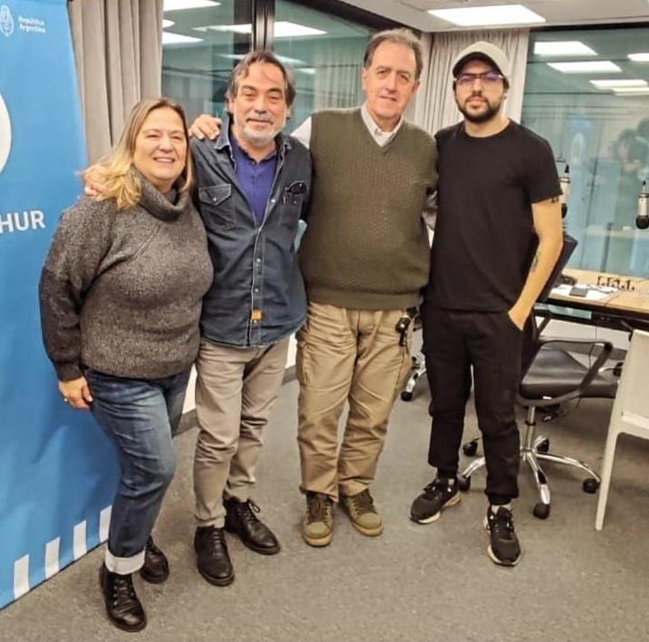 Alejandra Moccioli (ACIPH), Rody Rodriguez, Favio Gades (ACIPH) y Lautaro Rodriguez Ramallo en el programa ¿Cómo sigue esto? de Radio UNAHUR